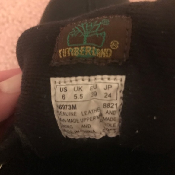 Boys Timberland boots - Picture 2 of 2
